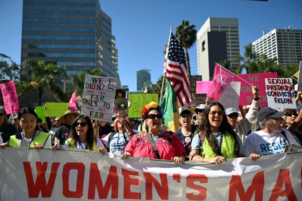women s march los angeles.jpg