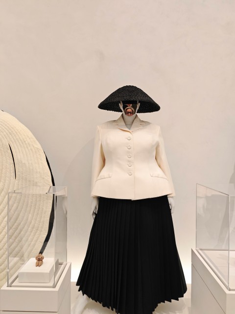 the met museum nyc costume institute exhibition